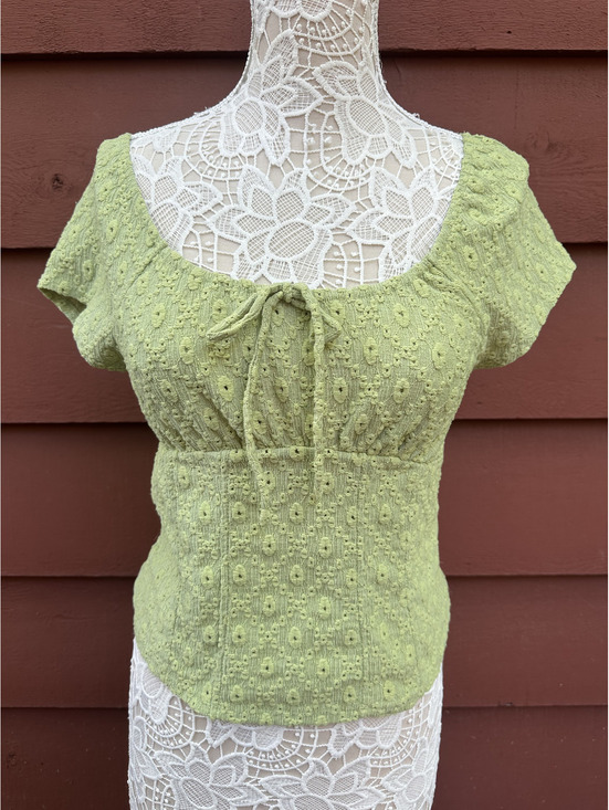 Tops - So Cinched Front Puff Sleeve Crop Top